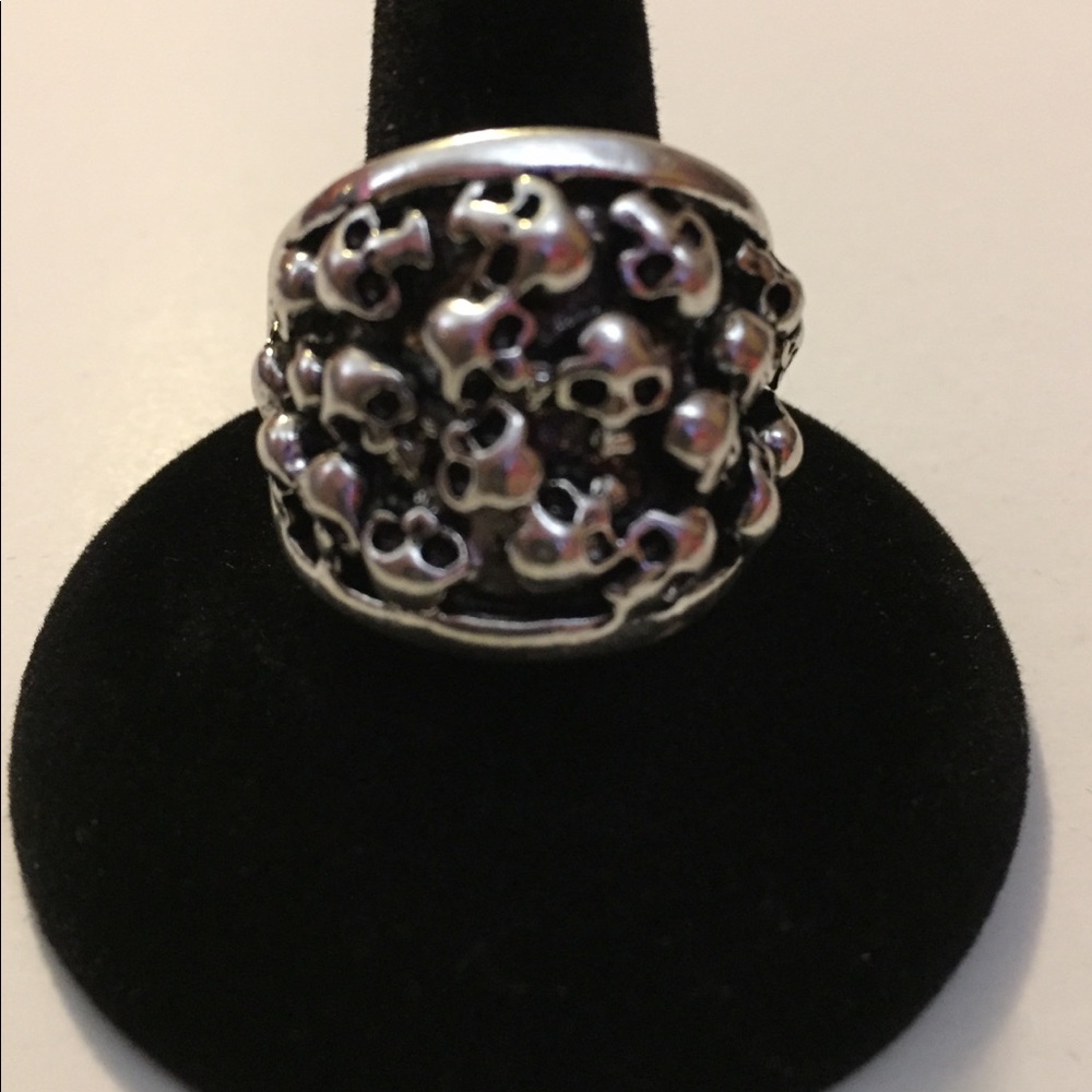 Rings - Picture 6 of 8